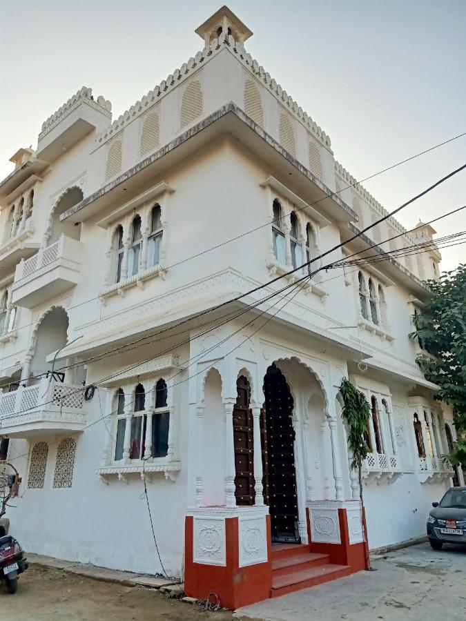 Hindupura Residency 호텔 사와이 마도푸르 외부 사진
