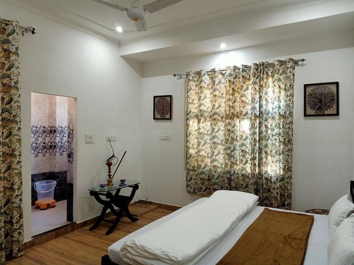 Hindupura Residency 호텔 사와이 마도푸르 외부 사진